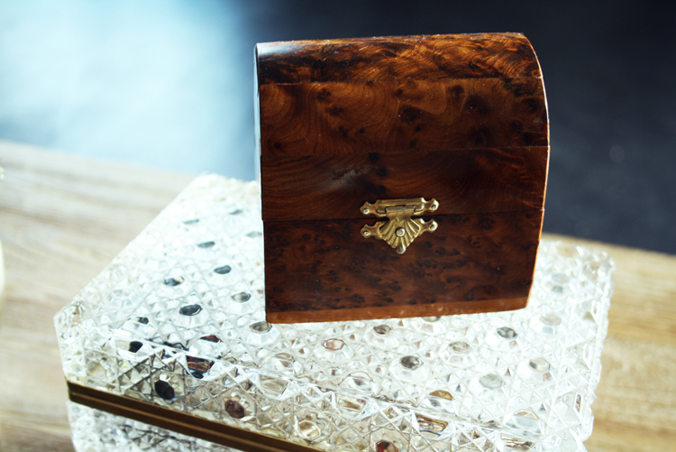 Vintage Jewelry box carved wood crystal