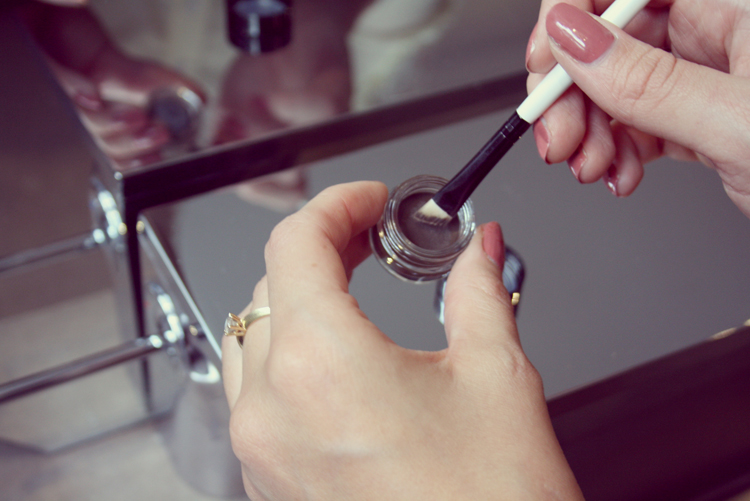 mrshighbrow  eyebrow shaping