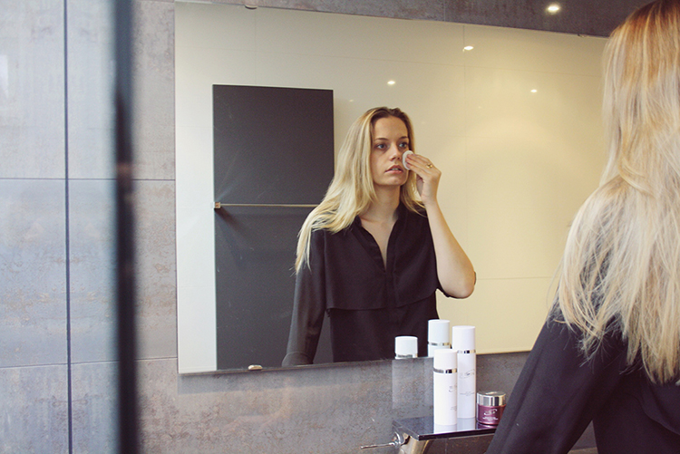 111 Skin cream face wash tonic anti blemish