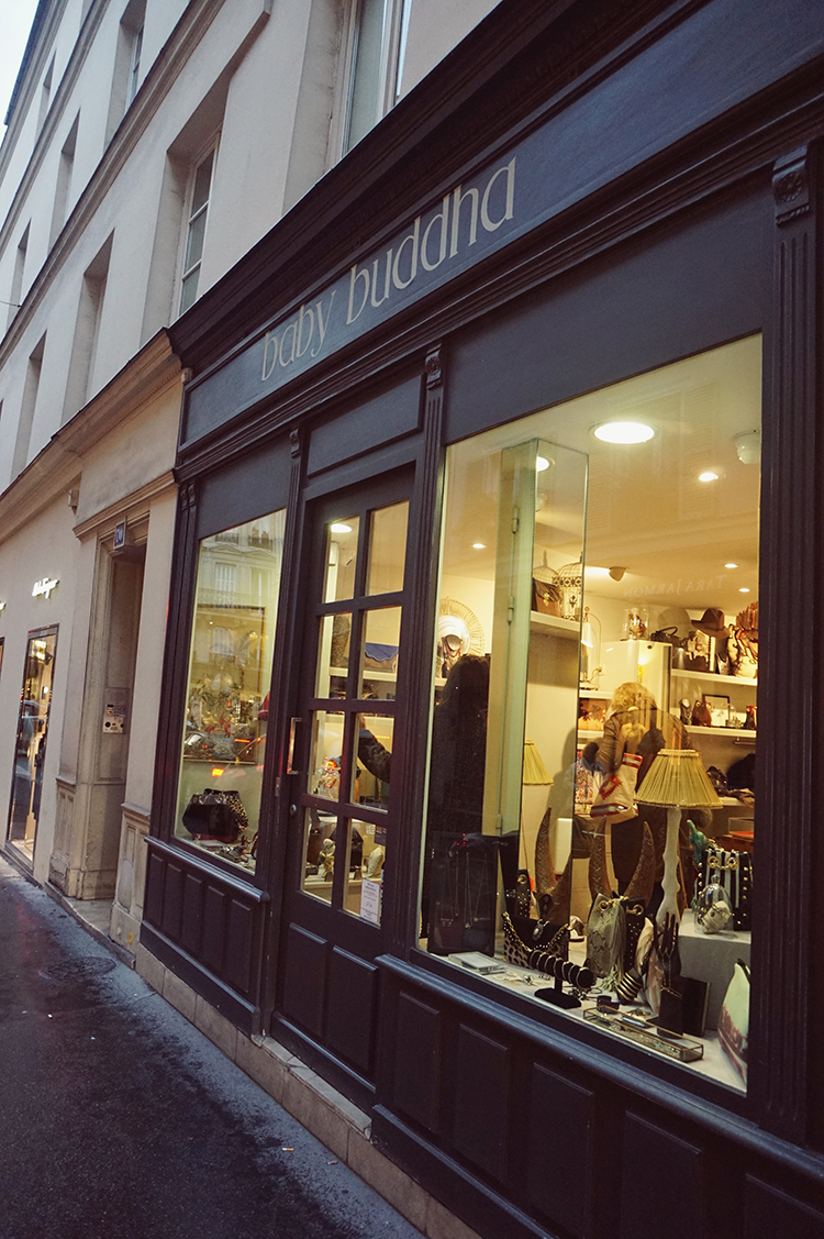 Flashtrip to Paris  Bali Buddha