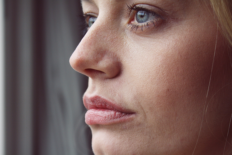 Kissable Valentine lips, without makeup or surgery