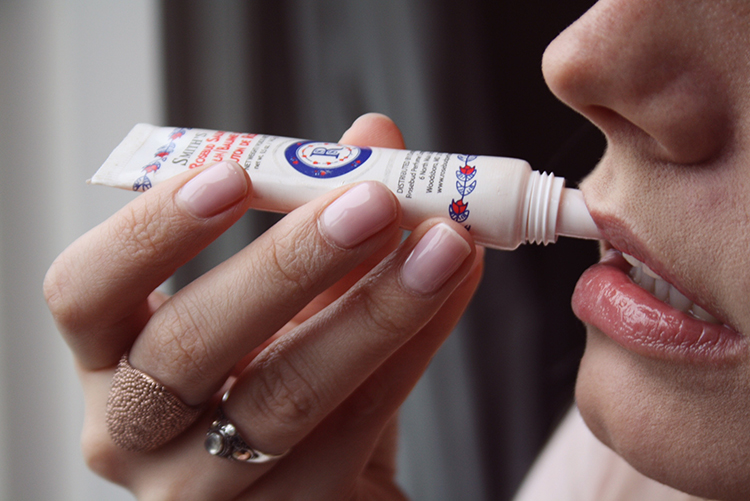 Kissable Valentine lips, without makeup or surgery