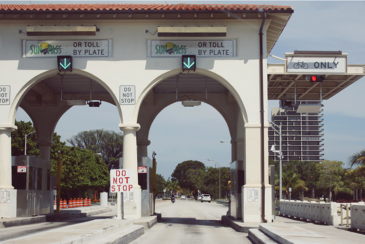 Silver Car fashion blogger review Audi13