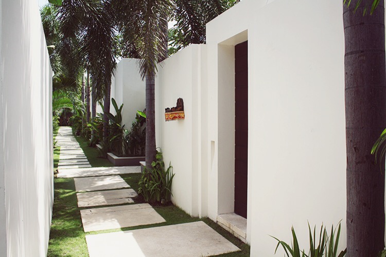 Chandra Villas Bali Fashion blogger Seminyak