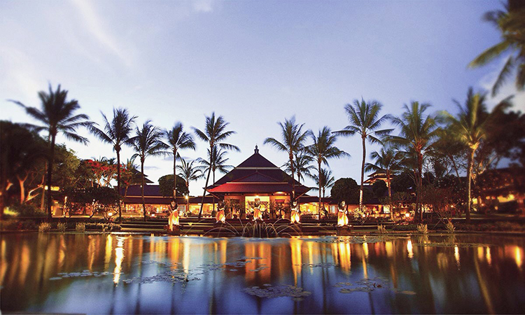 Intercontinental Bali Jimbaran Fashion Blogger