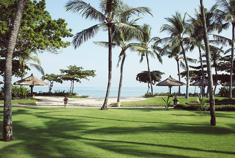 Intercontinental Bali Jimbaran Fashion Blogger