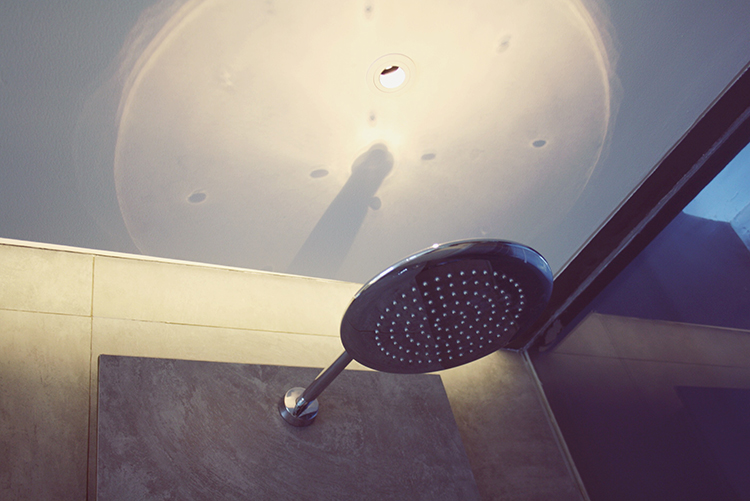 Ize Hotel seminyak fashion blogger bali