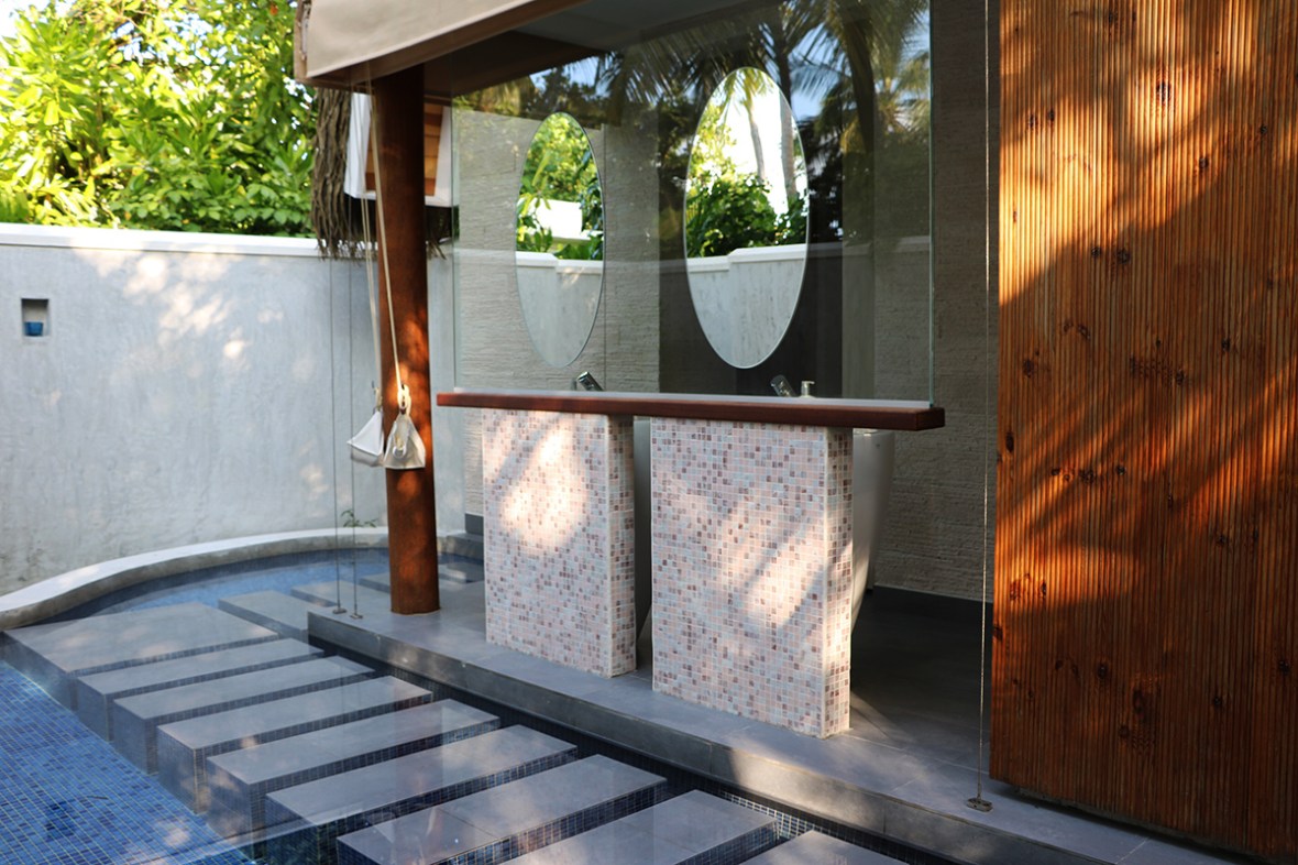 Kandolhu Island Spa review Maldives Blogger