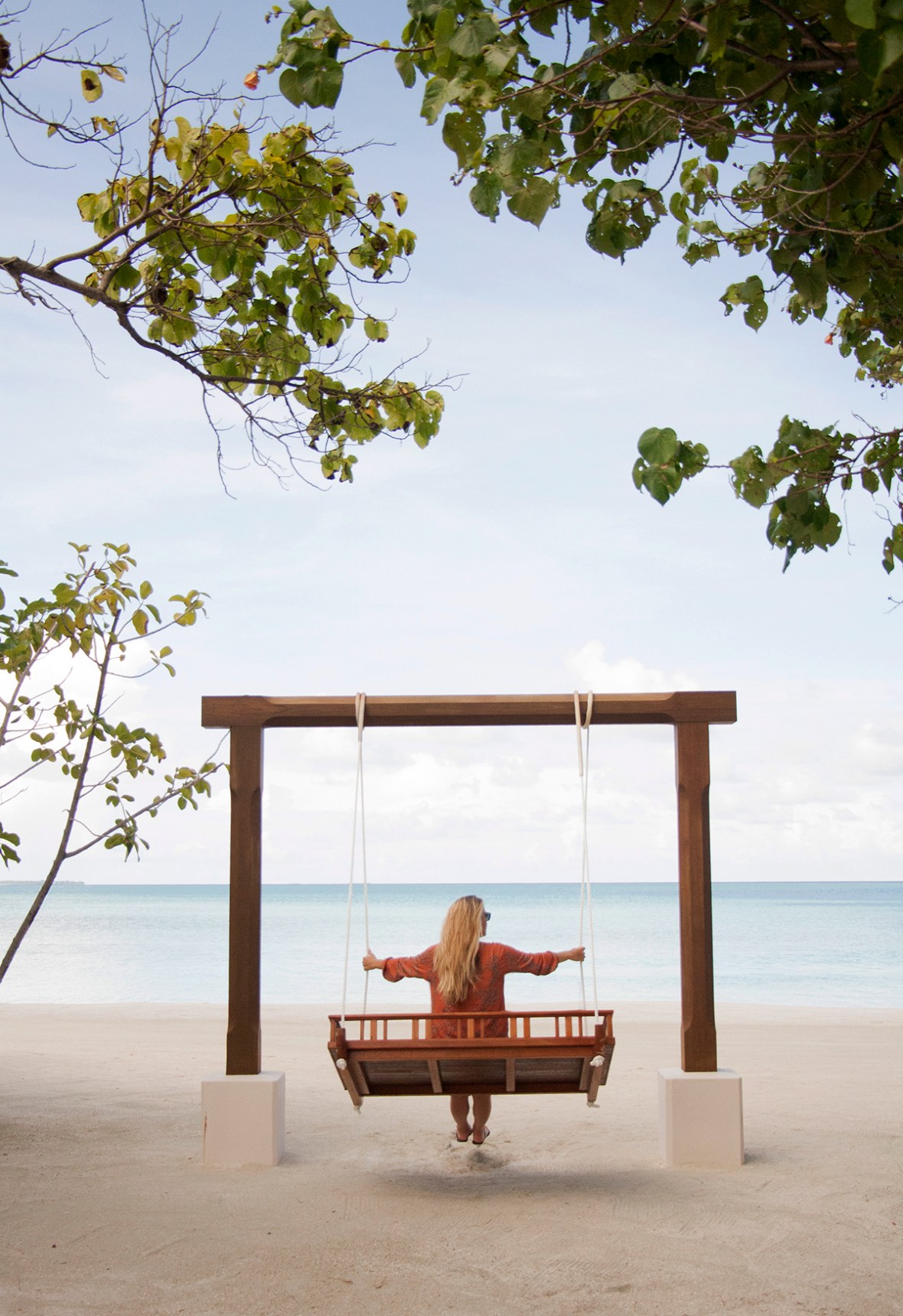 Fashion blogger Review Conrad Rangali island Maldives