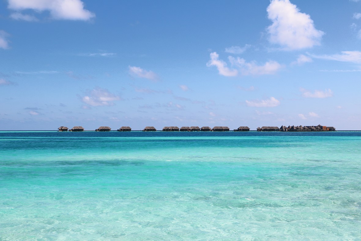 Fashion blogger Review Conrad Rangali island Maldives