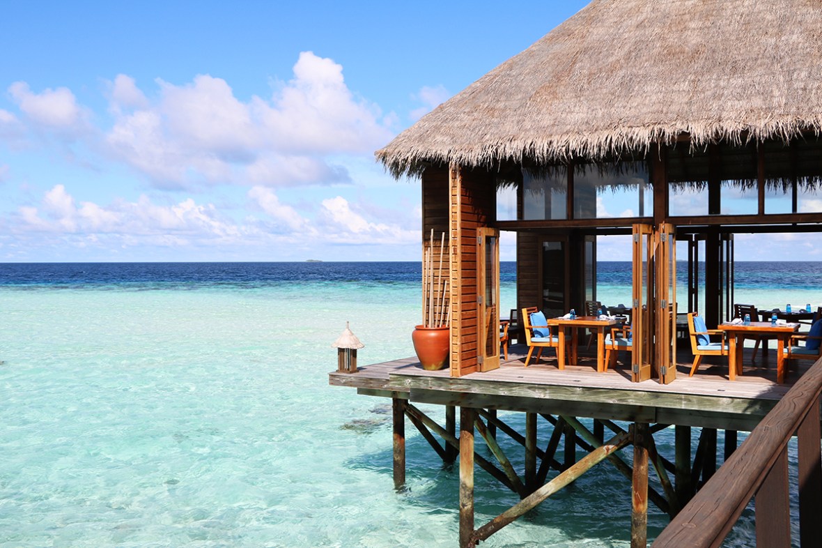 Fashion blogger Food Review Conrad Rangali island MaldiveS