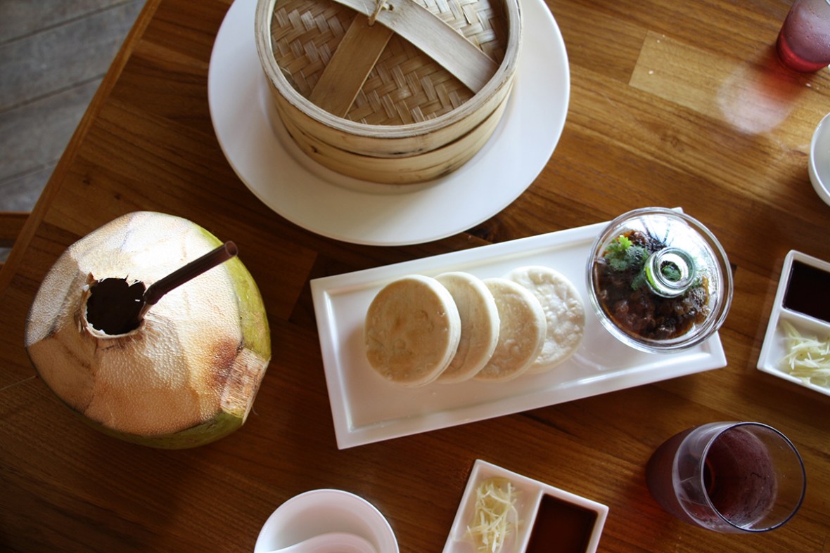 Fashion blogger Food Review Conrad Rangali island Maldives