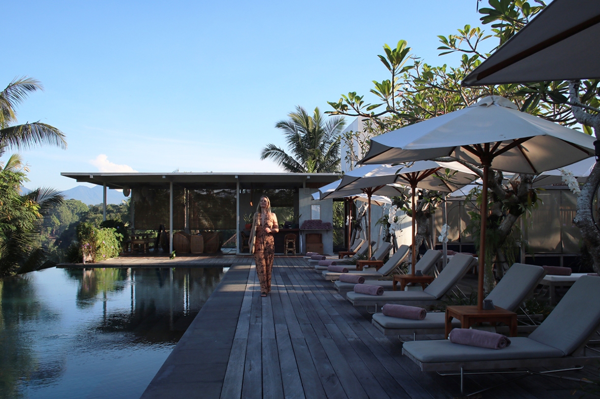 Hotel review Bisma Eight Bali hotel Fashion blogger