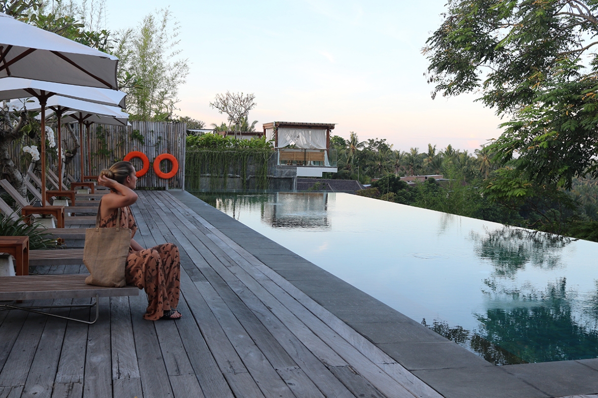 Hotel review Bisma Eight Bali hotel Fashion blogger