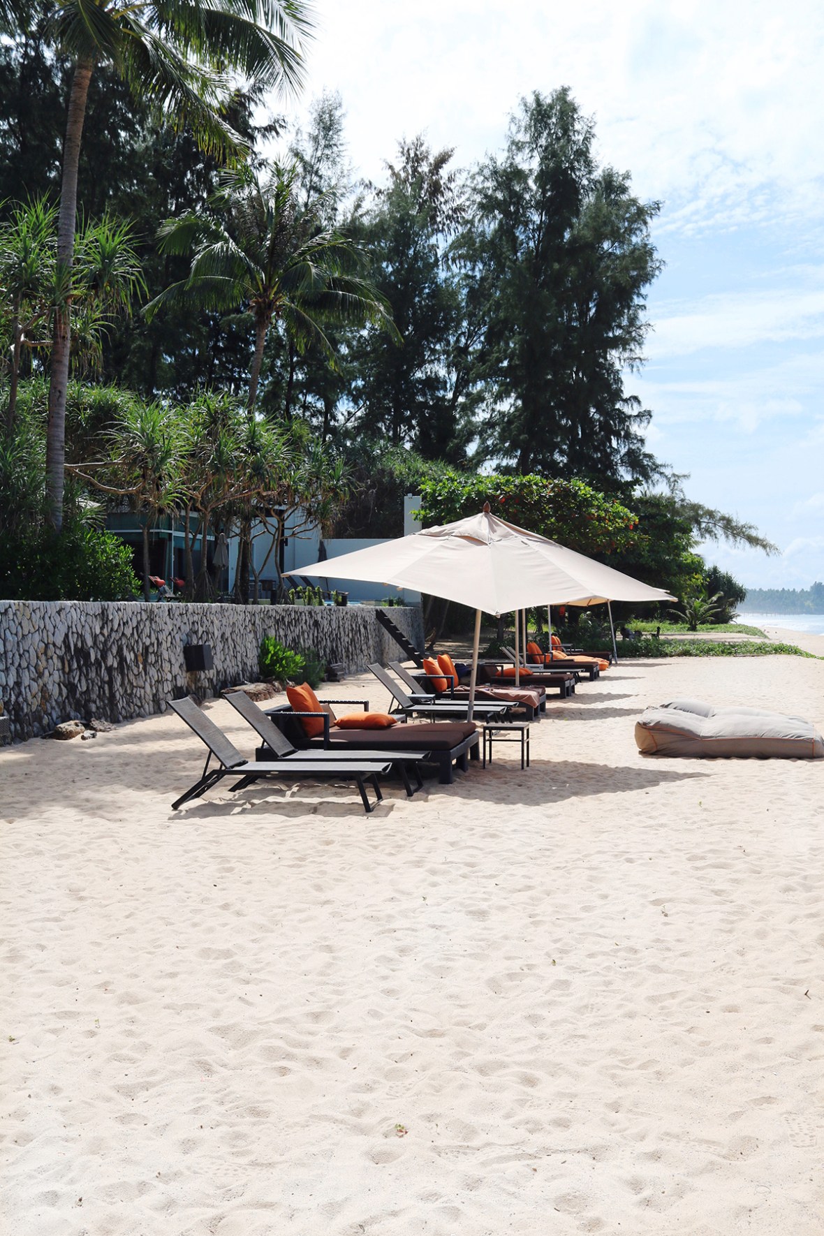 Aleenta Merel van Poorten review Phuket blogger