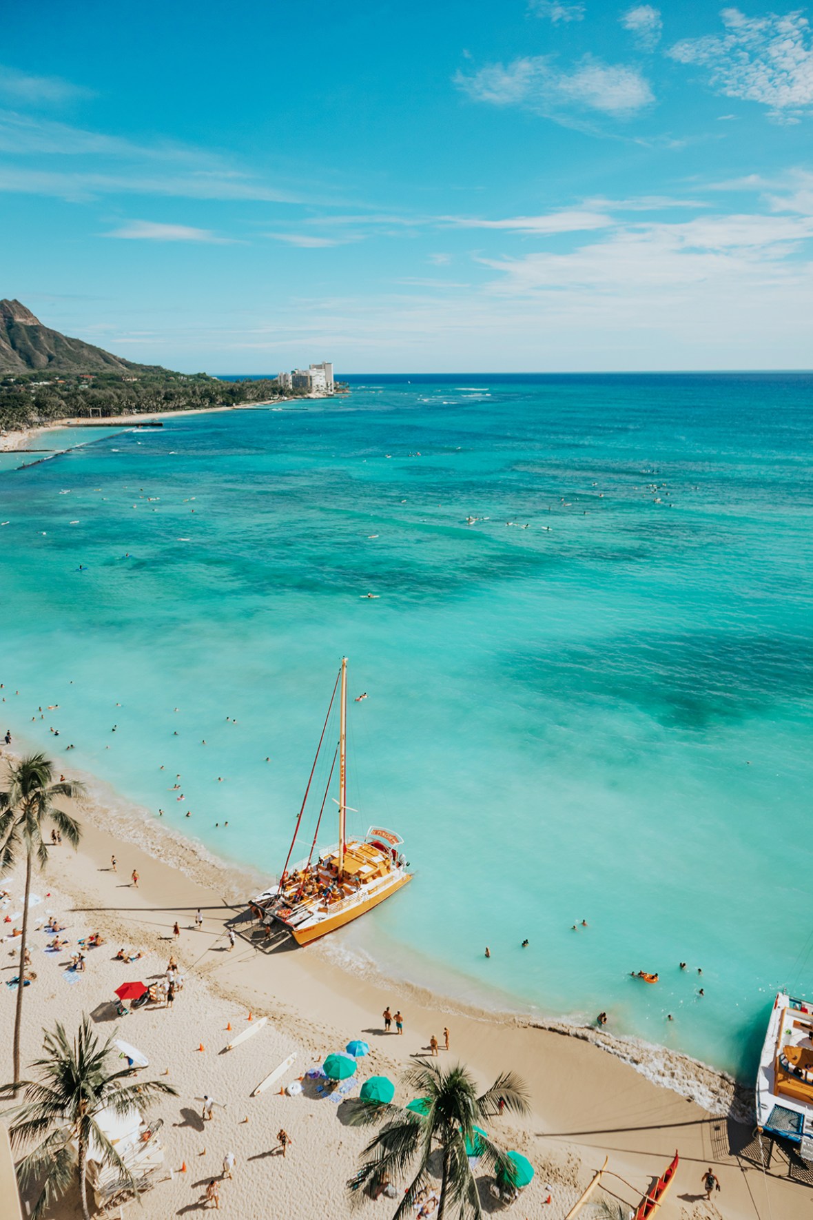 Review Outrigger Resort Waikiki Voyager 47 lounge Merel