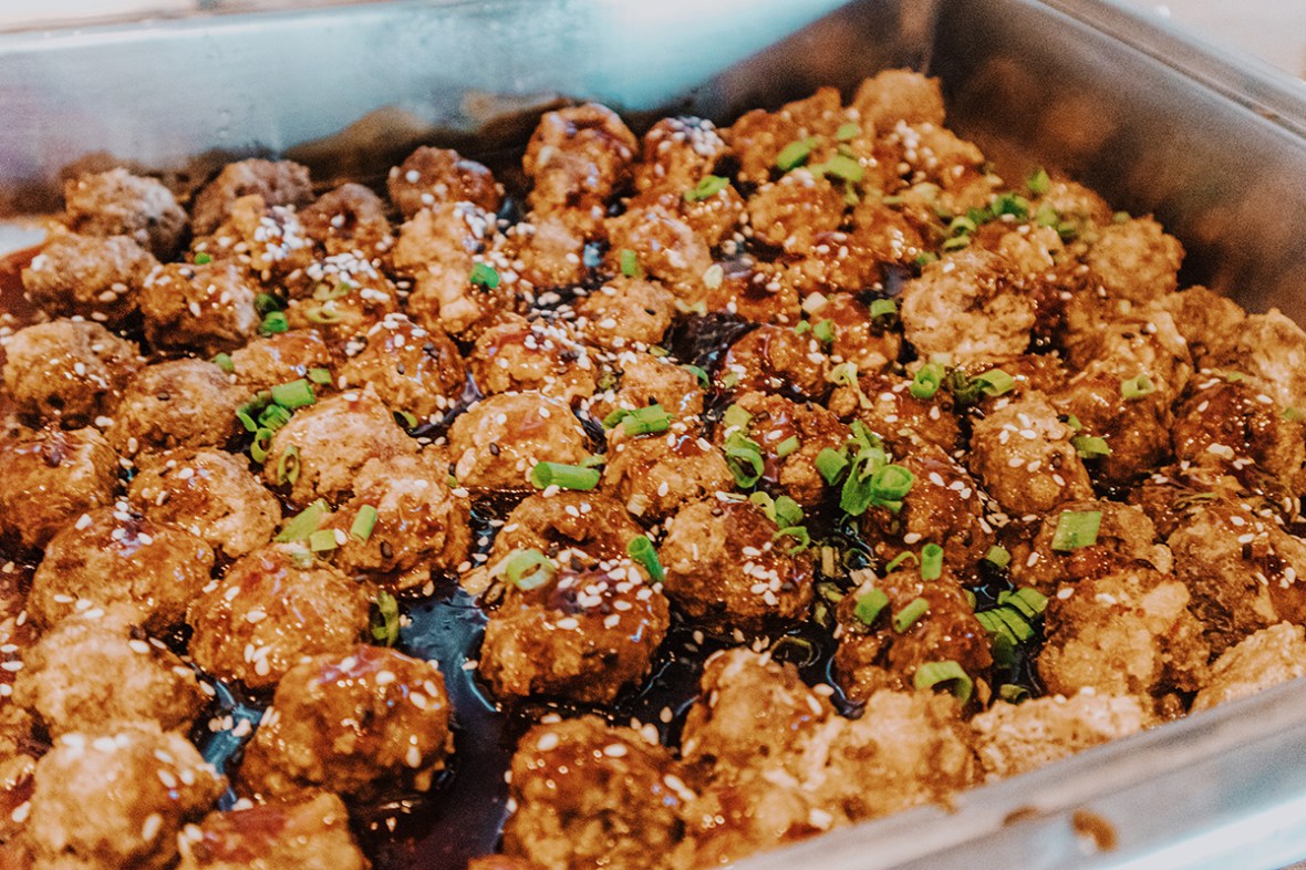 Review Outrigger Resort Waikiki Voyager 47 lounge Merel