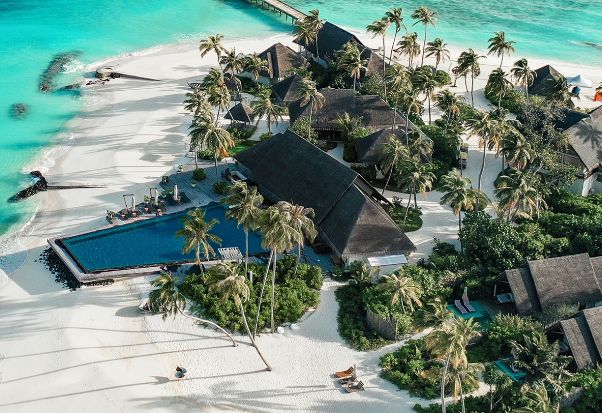 Review Fushifaru Maldives resort 
